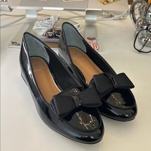 J.Renee Black Patent Flats with Bow size 11